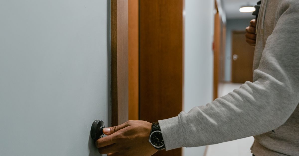deadbolt installation — Wesley Locksmith VA